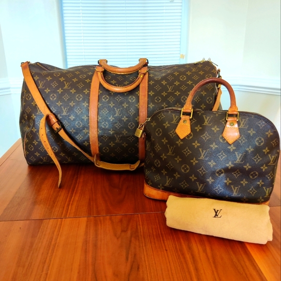 Louis Vuitton Handbags - Set of 2! Authentic Louis Vuitton Keepall 60 & Alma Monogram Set (Limited Time)